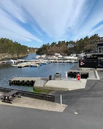 Trysnes Brygge 4*
