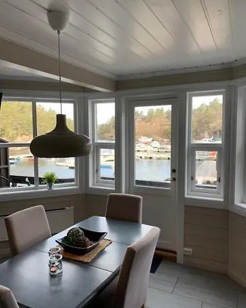 Aparthotel Trysnes Brygge 4*