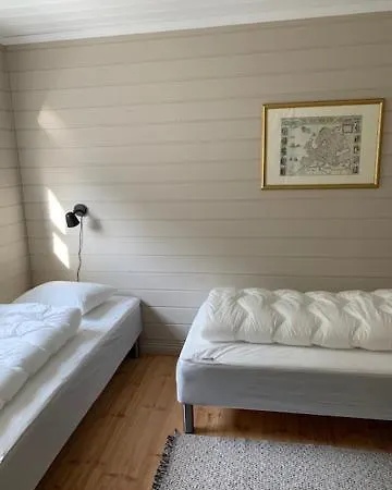 Trysnes Brygge * كريستينساند