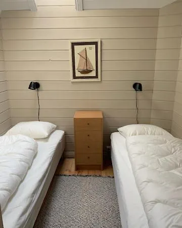 Trysnes Brygge Aparthotel 4*